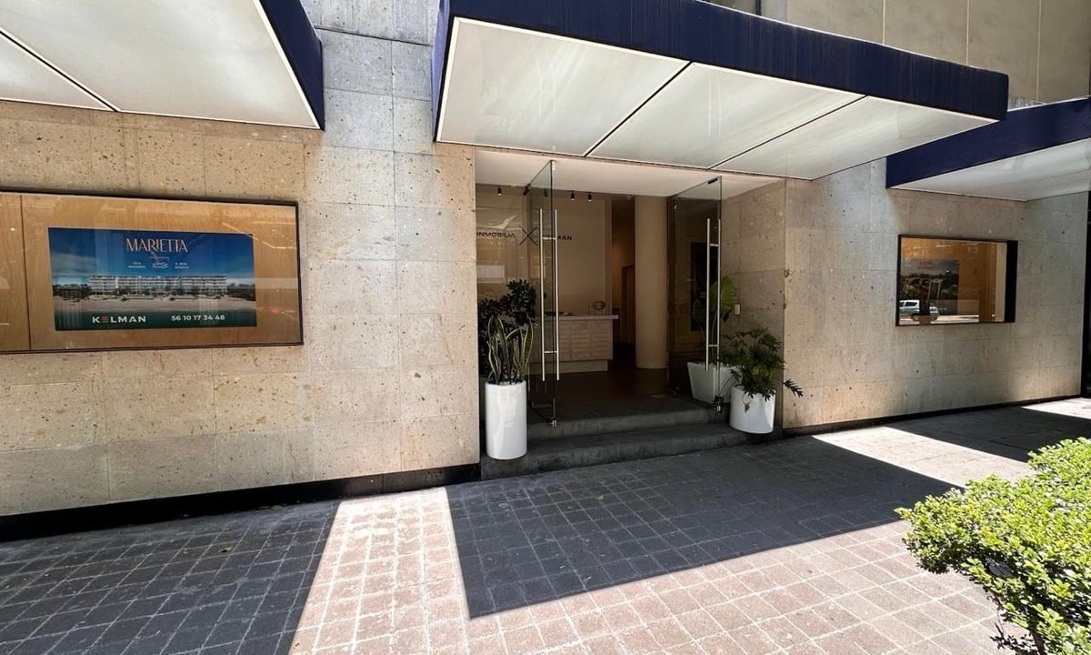 1-carrusel-showroom